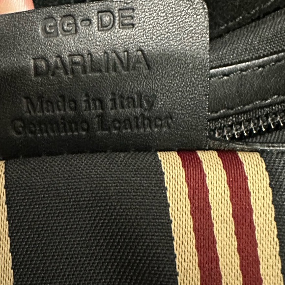 Bally “Darlina” black suede drawstring bucket bag from the early 2000s - Picture 12 of 12